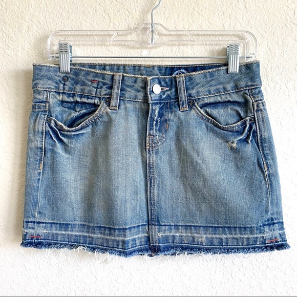 GAP 1969 Distressed Denim Jeans Mini Skirt - Picture 1 of 11